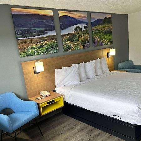 Days Inn By Wyndham Columbus Worthington ภายนอก รูปภาพ