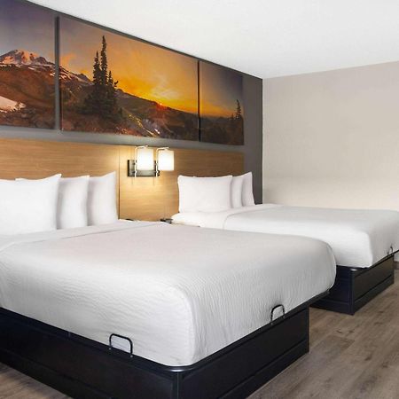 Days Inn By Wyndham Columbus Worthington ภายนอก รูปภาพ