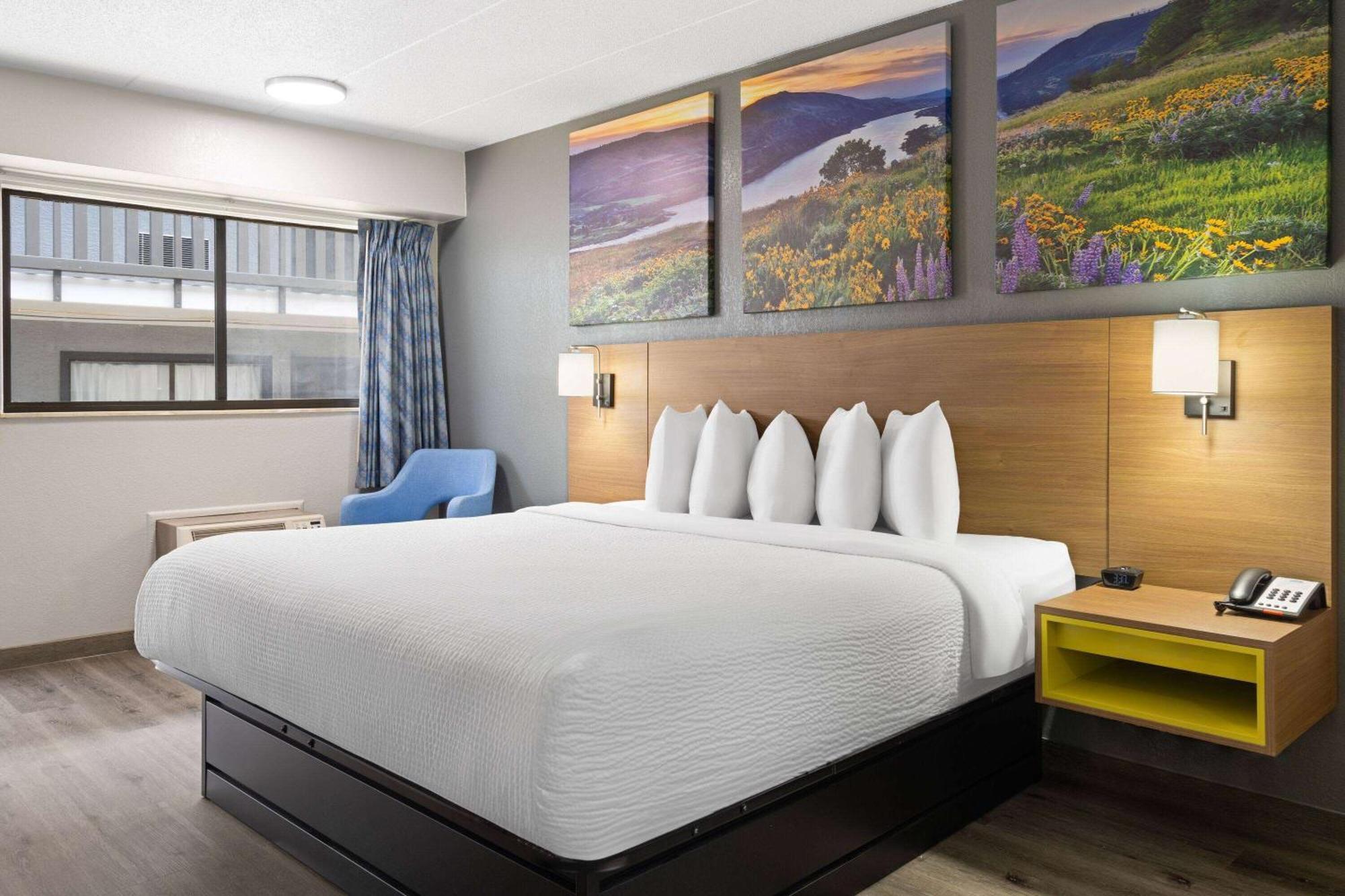 Days Inn By Wyndham Columbus Worthington ภายนอก รูปภาพ